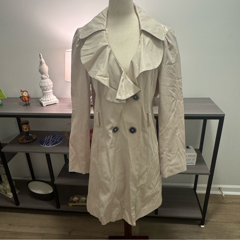 Green With Envy Ruffle Collar Trench Coat – Beige – Size L